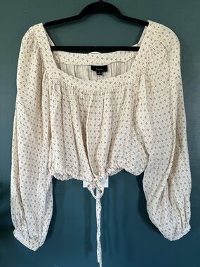 Lumiere Cream Ditsy Tie-Hem Peasant Blouse